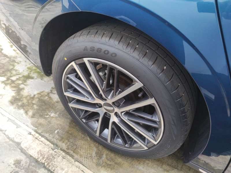 Used Geely Auto Emgrand 2026 Model 5th Generation 1.5T DCT Flagship Edition — 25