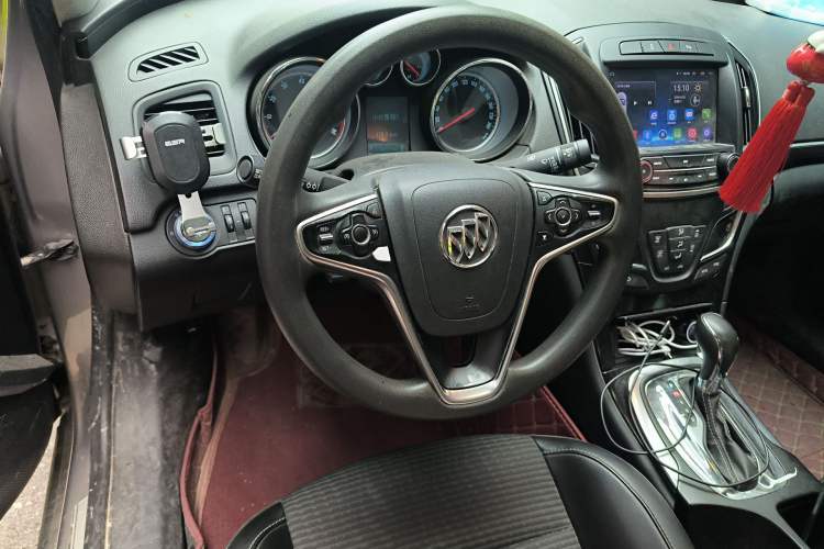 Used Buick Regal 2015 1.6T Leading Technology Model Steering Wheel