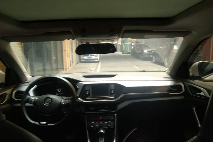 Used Volkswagen T-Cross 2019 1.5L Automatic Comfort Edition Headliner