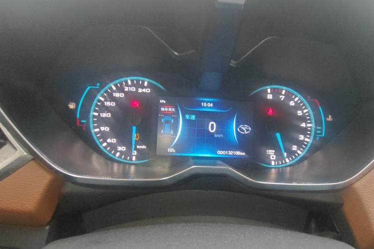 Used Soueast DX7 2017 1.5T Manual Luxury Model
