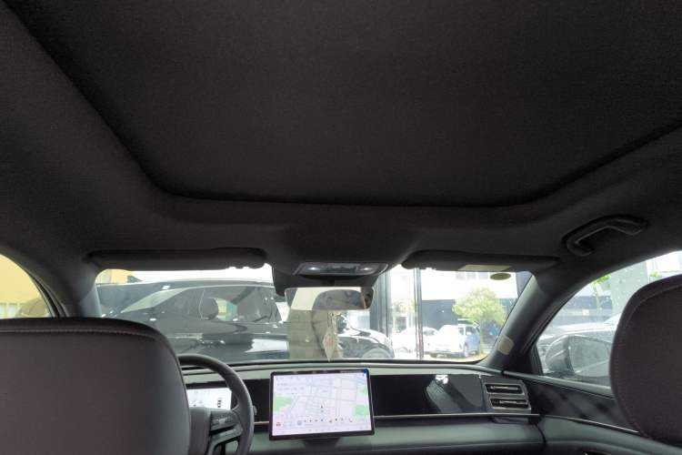 Used BYD Qin L 2025 DM-i Smart Drive 120KM Superior Model Headliner