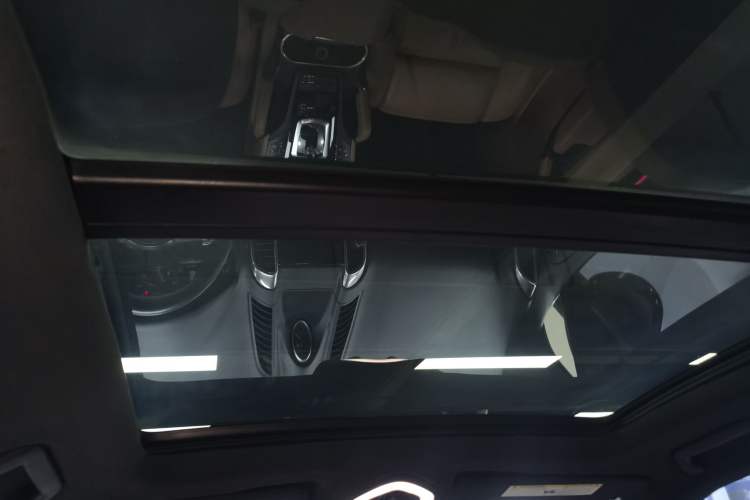 Used Porsche Cayenne 2015 3.6L automatic transmission U.S. specification Headliner