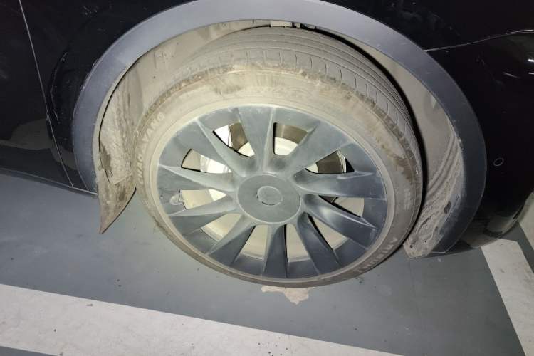 Used Tesla Model Y 2023 Rear-Wheel-Drive Version