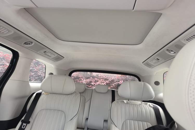 Used VOYAH Dream 2025 PHEV Four-Wheel-Drive Flagship Kunpeng Edition