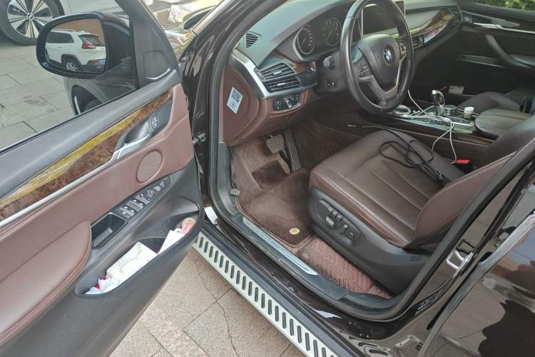 Used BMW X5 2018 xDrive28i Driver Seat