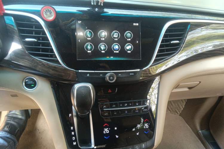 Used Buick GL8 2017 ES 28T Luxury Model China V Standard