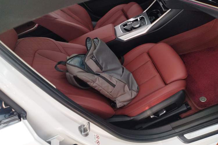 Used BMW 3 Series 2023 325Li M Sport Night Edition Package Right Front Seat