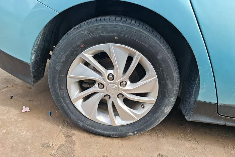 Used Buick Velite 6 2020 Plug-in Hybrid Connected Fashion Model
