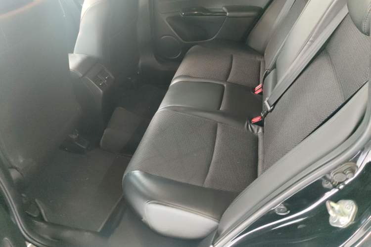 Used Honda Jade 2013 1.8L automatic Comfort version 5 seats
