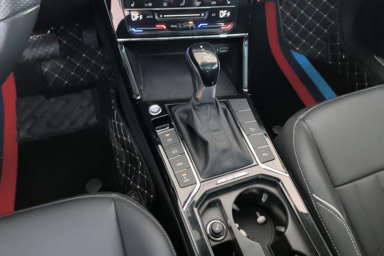 Used Volkswagen Passat New Energy 2023 430 PHEV Hybrid Elite Edition Gear Lever