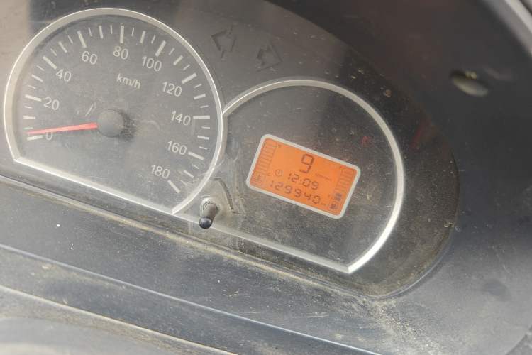 Used BAIC Weiwang 306 2013 1.2L Value Edition Basic 7-Seater A12 China IV Standard
