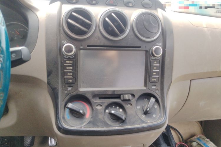 Used Wuling Hongguang 2010 1.2L Comfort Edition China IV Audio And AC Panel
