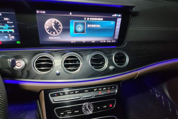 Used Mercedes-Benz E-Class 2016 E 200 L Sport Edition Audio And AC Panel