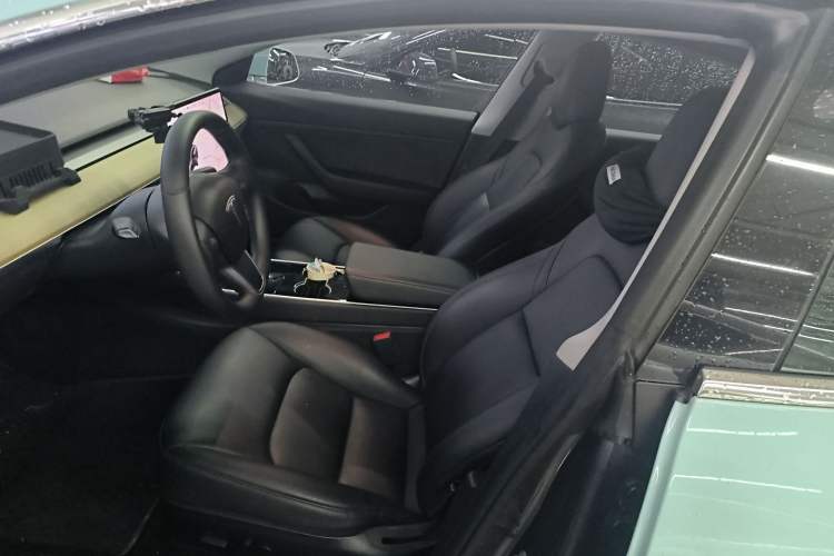 Used Tesla Model 3 2019 Long-Range Rear-Wheel-Drive Version
