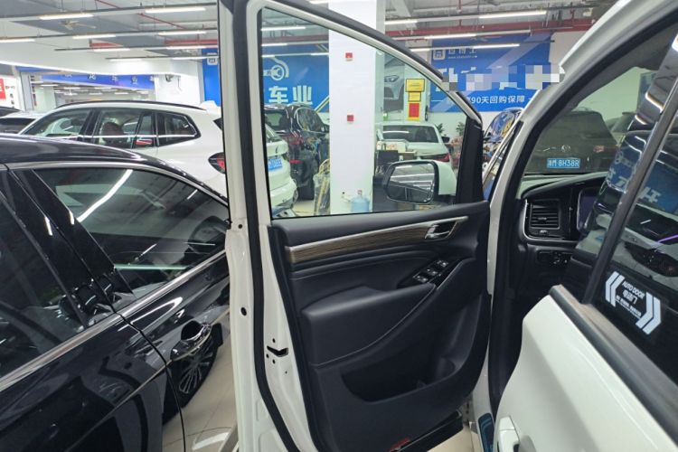 Used GAC Trumpchi M8 2023 Lingxiu Series 390T Prestige Edition