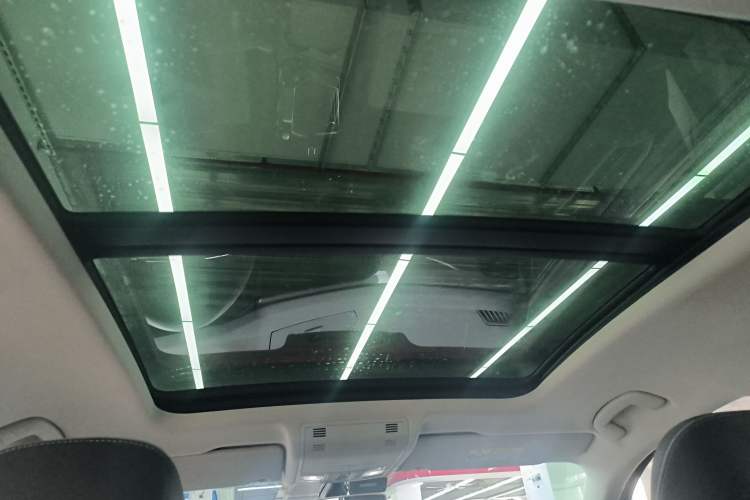 Used Volkswagen Tayron X 2020 330TSI Two-Wheel Drive Luxury Smart Connectivity Version
