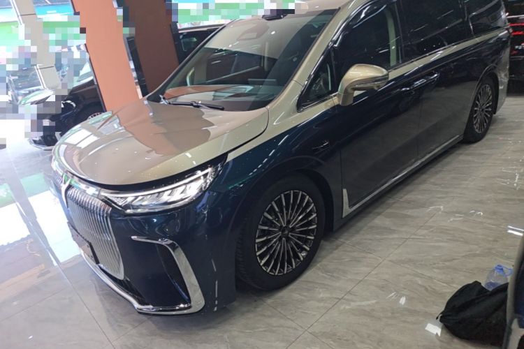 Ojetý VOYAH Dream 2026 Model PHEV Qiankun Ultra