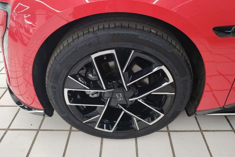 Used Avatr 06 2025 Pro Range-Extended Edition