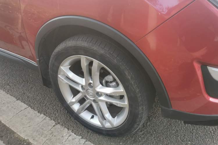 Used CHANGAN CS35 2015 1.6L Automatic Luxury Model China IV Standard
