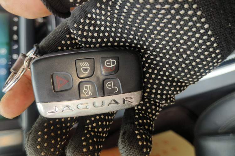 Used Jaguar XFL 2019 XFL 2.0T 200 PS Two-Wheel-Drive Elite Edition
