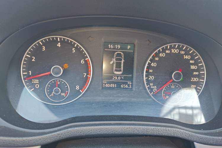 Used Volkswagen Passat 2014 1.8TSI DSG Prestige Edition Instrument Cluster