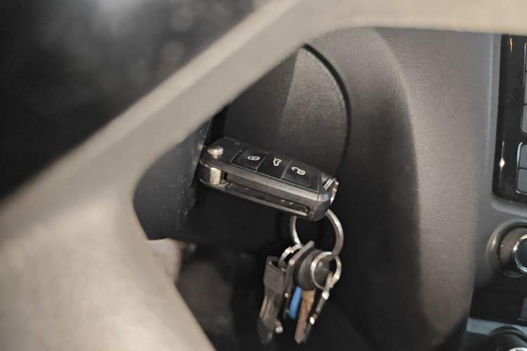 Used Skoda Octavia 2016 1.6L Automatic Chuanxing Edition
