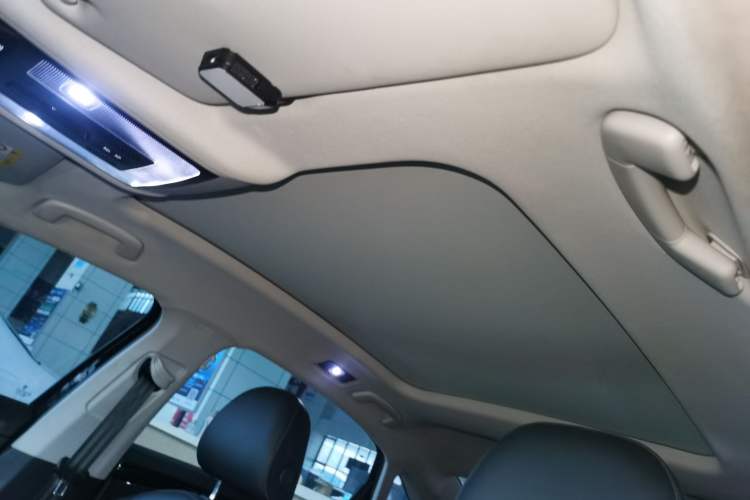 Used Volkswagen Passat 2020 330TSI Elite Edition China VI
