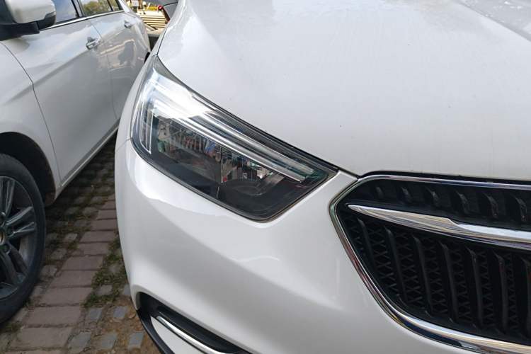 Used Buick Encore 2016 18T Automatic Two-Wheel Drive Urban Leading Edition
