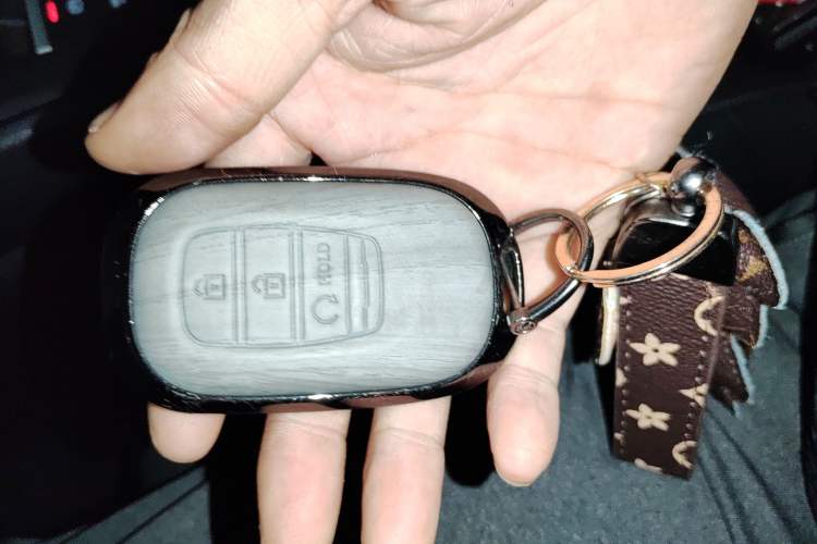 Used Honda CR-V 2023 240TURBO Two-Wheel Drive FENGSHANG Edition 5 Seats Vehicle Key