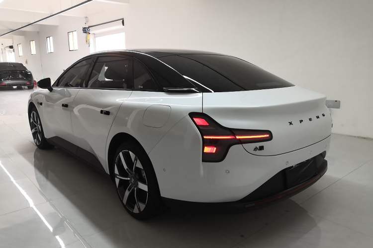 Used XPeng MONA M03 2024 620 with Ultra-Long Range