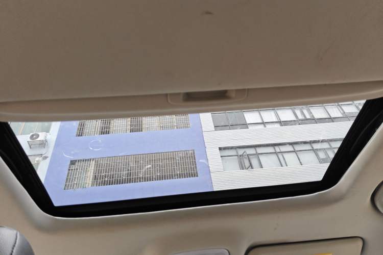 Used GAC Trumpchi GS4 2017 200T G-DCT Two-Wheel Drive Elite Edition Headliner