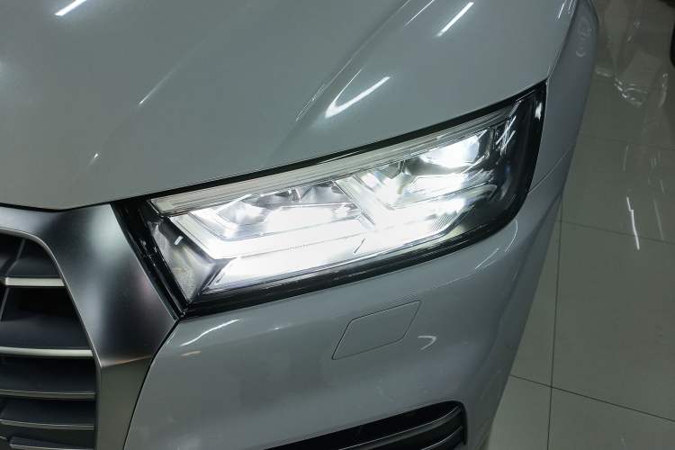 Used Audi Q5L 2018 45 TFSI Prestige Fashion Edition China VI Emission Standard
