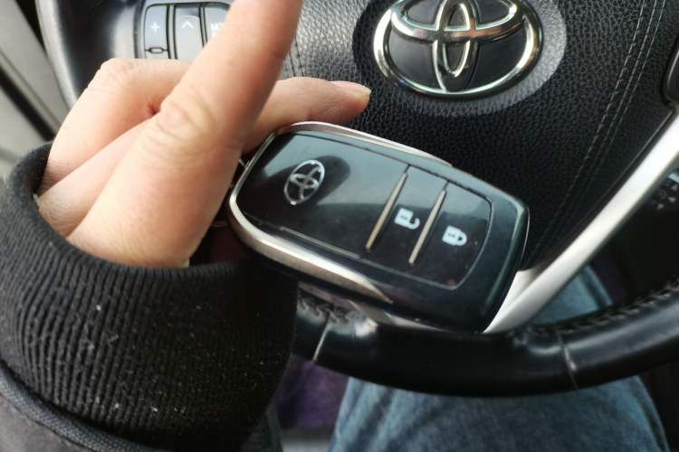 Used Toyota Highlander 2015 2.0T Four-Wheel Drive Luxury Edition 7-Seater
