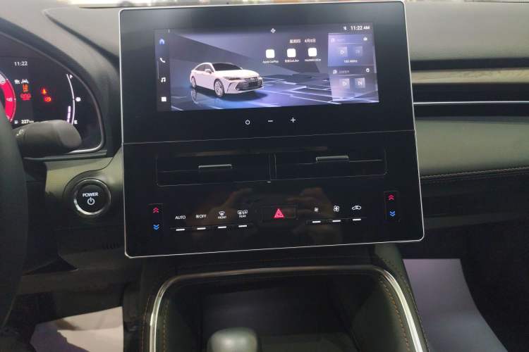 Used Toyota Avalon 2024 Dual-Motor 2.0L Premium Edition Audio And AC Panel