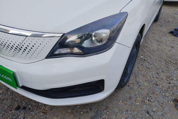 Used Dongfeng Aeolus E70 2023 500 Smart Edition Lithium Iron Phosphate 48.6 kWh 120 kW