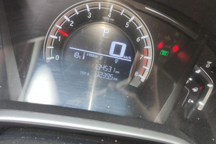 Used Honda CR-V 2019 240TURBO CVT 2WD Comfort Version China V Odometer Close Up