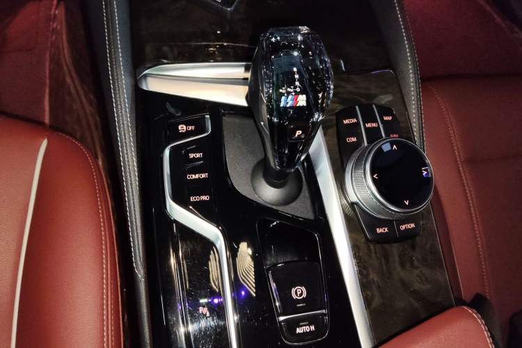 Used BMW 5 Series 2022 525Li M Sport Package