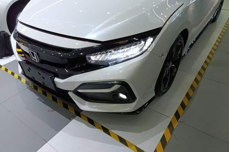 Used Honda Civic 2021 HATCHBACK 220TURBO CVT Trendy Cool Edition
