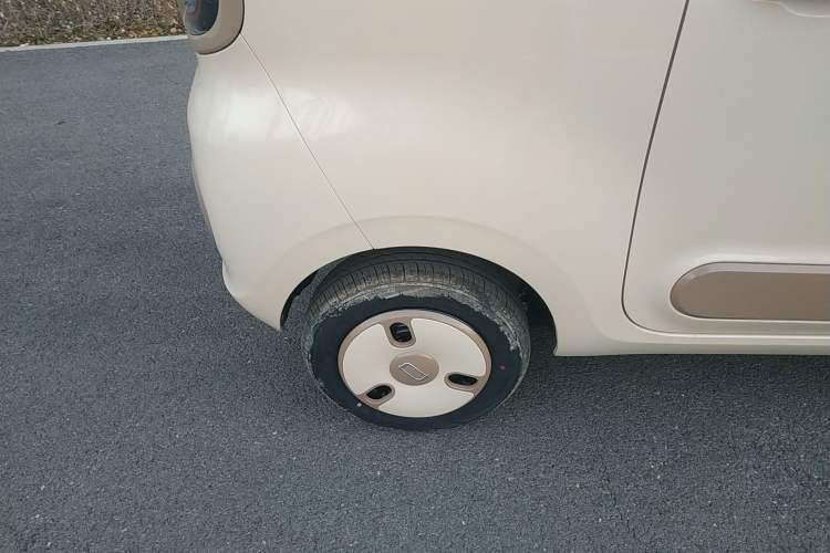 Used Bestune Pony 2026 222km Colorful Horse
