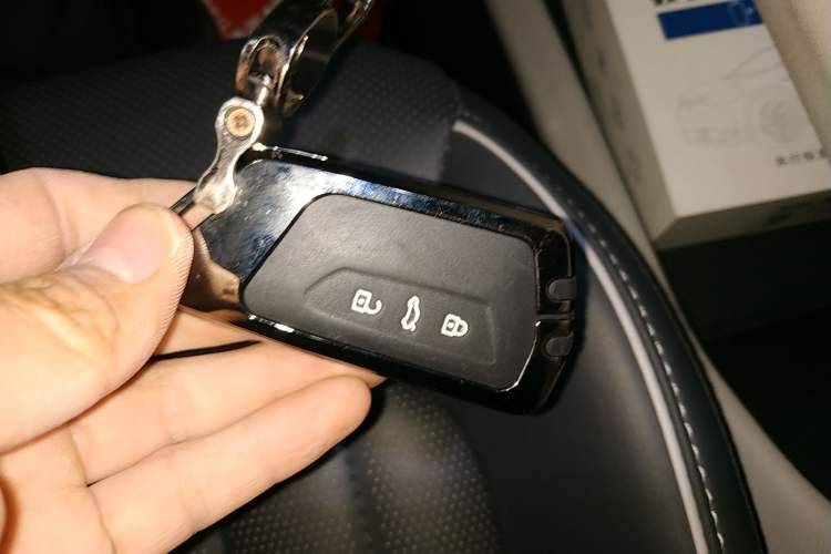 Used Volkswagen Teramont 2023 380TSI Four-Wheel Drive Luxury Edition Vehicle Key