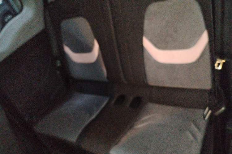 Used Chery QQ Ice Cream 2022 170km Sundae Phosphate Lithium-Ion
