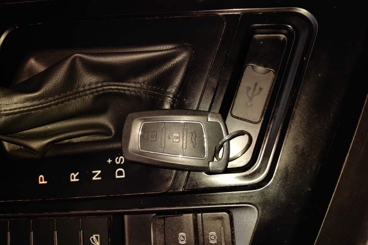 Used FORTHING T5 2020 1.5T Automatic Luxury Model China VI Standard
