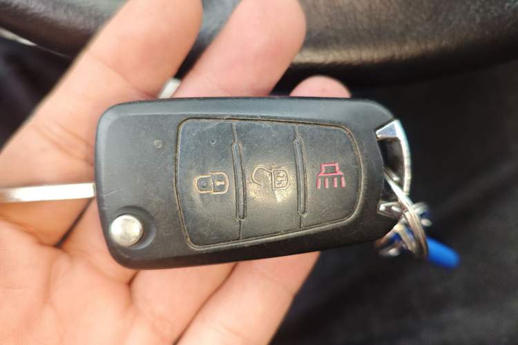 Used Haval H1 2016 Revised Version Blue Badge 1.5L AMT Luxury Edition