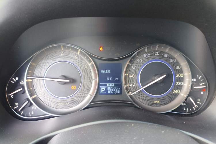 Used Infiniti QX80 2016 5.6L 4WD
