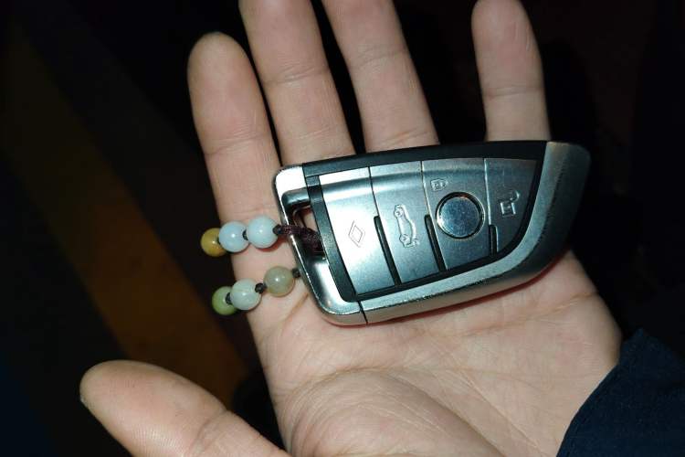 Used BMW 5 Series 2013 525Li Leading Model