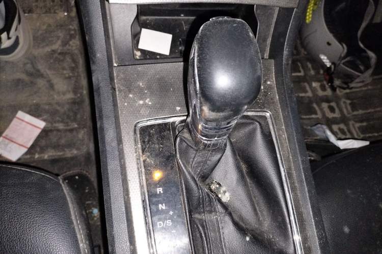 Used Roewe i6 2019 PLUS 1.6L CVT 4G Connected Flagship Deluxe Edition Gear Lever