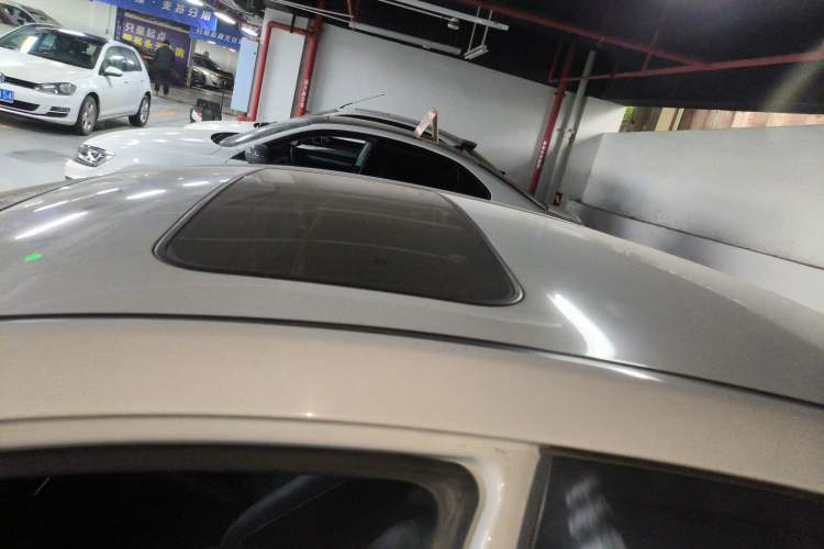 Used Geely Auto Emgrand 2016 Sedan 1.5L CVT Upward Version Roof