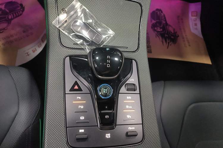 Used BYD Han 2022 EV 610 km All-Wheel-Drive Qianshan Cui Limited Edition
