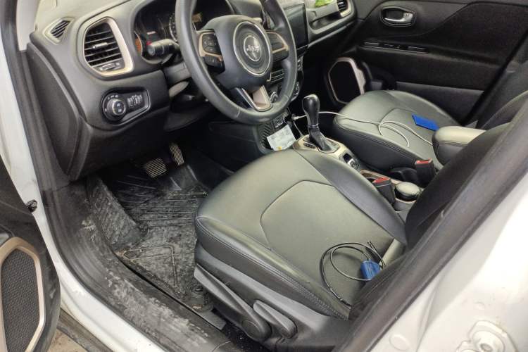 Used Jeep Renegade 2017 180T Automatic High-Energy Version