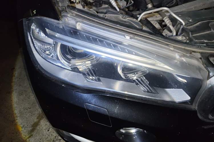 Used BMW X5 2014 xDrive35i Elegant Edition Right Front Headlight